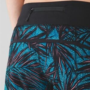 Lululemon Athletica Blue and Black Patterned Shorts